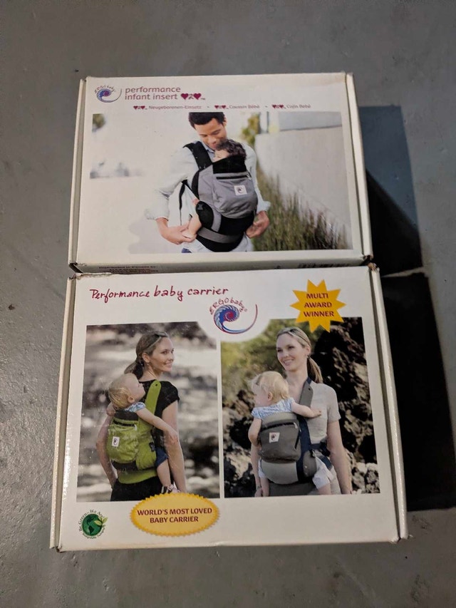 ErgoBaby Carrier with infant insert