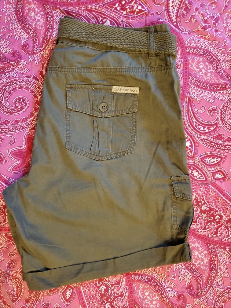 Calvin Klein Shorts - photo 2
