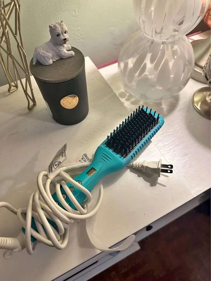 Moroccanoil Ceramic Heated Brush thumbnail