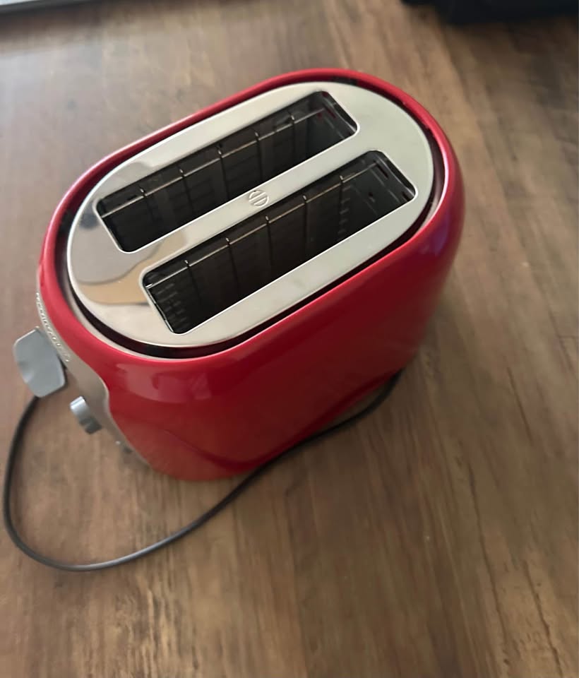 Black & Decker 2-Slice Toaster - photo 2