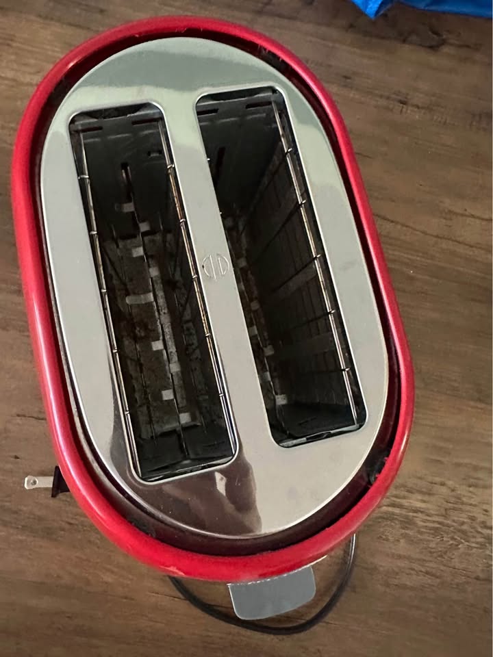 Black & Decker 2-Slice Toaster - photo 3