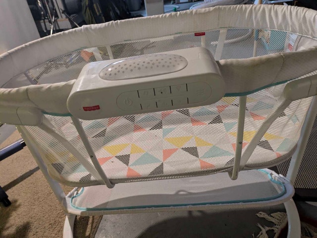 Fisher Price Bassinet