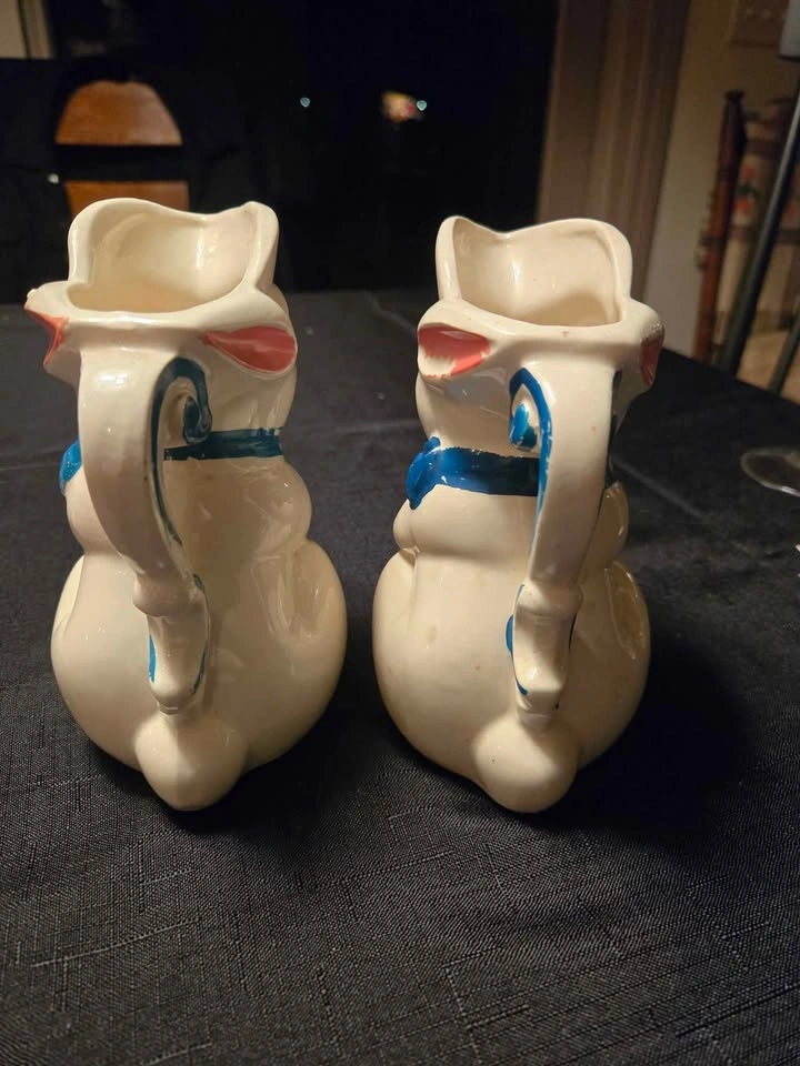 1940s Shawnee Bunny Pitcher Creamer - photo 4