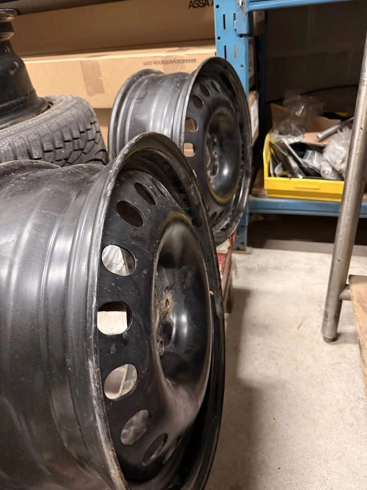 Toyota RAV4 Steel Wheels / Rims - photo 3