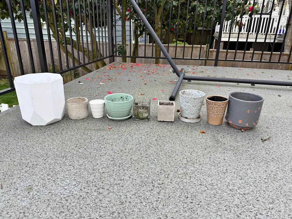 Plant pots