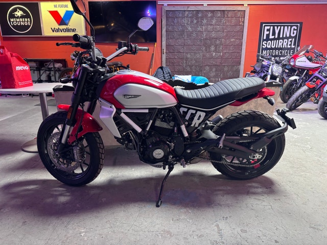 2023 Ducati Scrambler - Red, Excellent Condition, 55km - photo 5