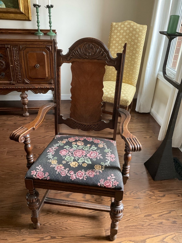 Antique Oak Dining Room Set - photo 4