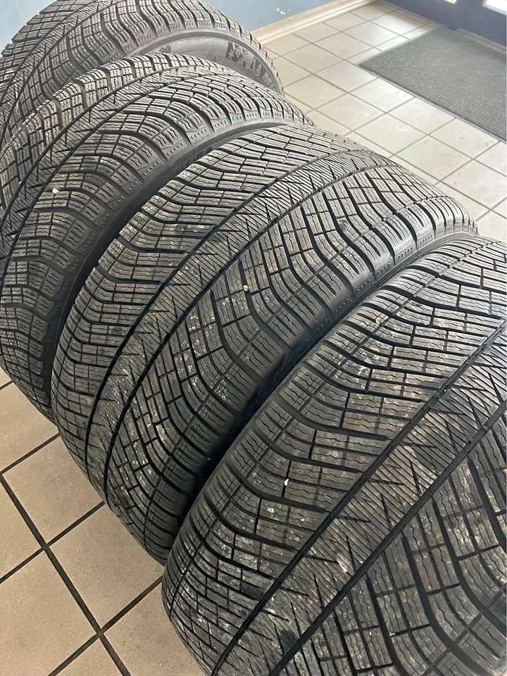 STAGGERED 20” Michelin Winter Tires 275/40 & 315/35