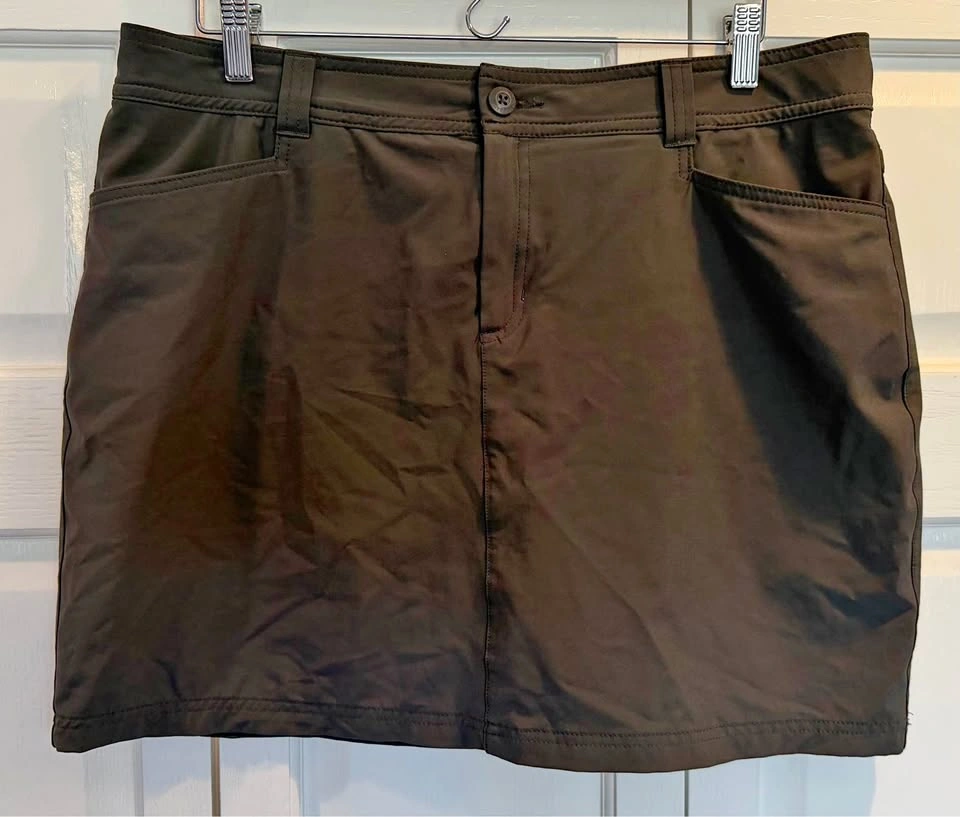 Like New Women’s Dark Grey Eddie Bauer Active Skort $15