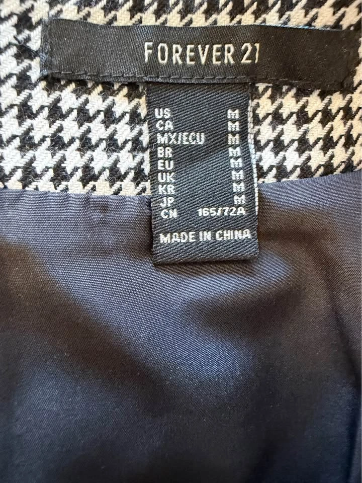 Like New Forever 21 Skirt Size Medium Black & White Checkered Li - photo 2