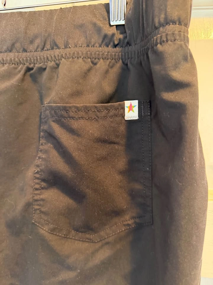 Like New Women’s Size Xl Black Cargo Joggers $10 - photo 5