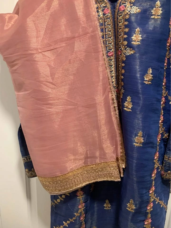 Pakistani Two Piece Suits - photo 5