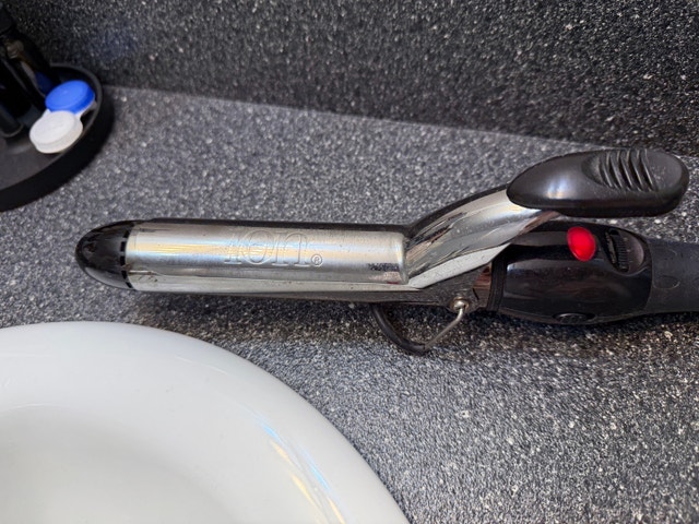 Ion Curling Iron - photo 2