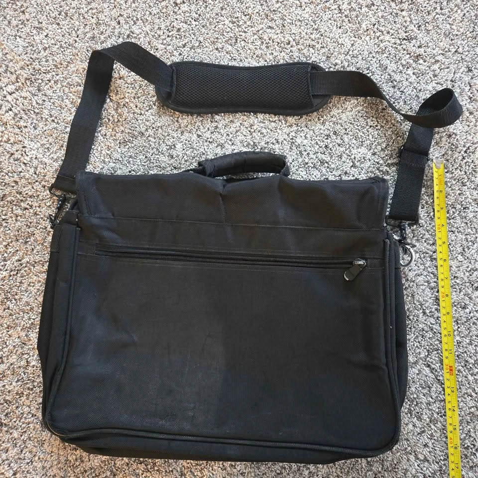 North Face Laptop Messenger Bag - photo 3
