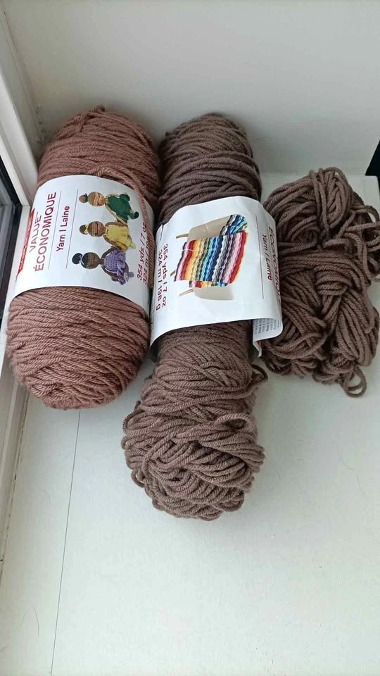 Yarn Lot - 10