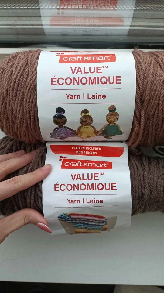 Yarn Lot - 10 - photo 4