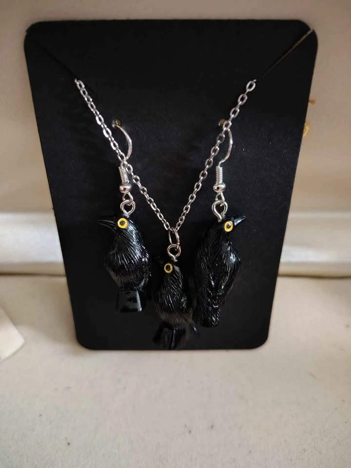 Handmade Gothic Crow Necklace Earring Set - photo 2