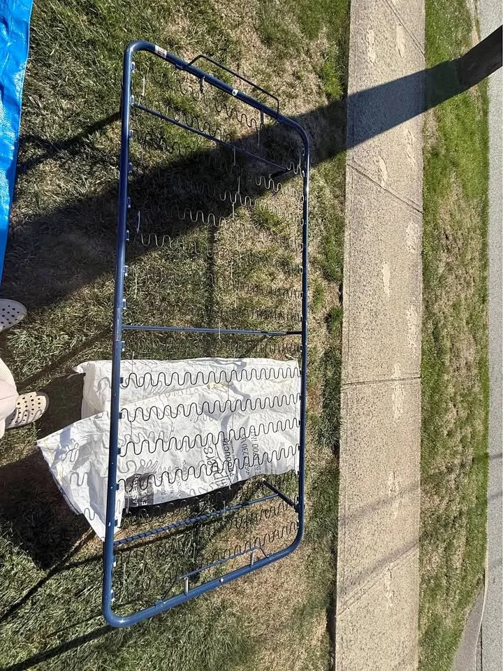 Metal Foldable Twin Sized Cot thumbnail