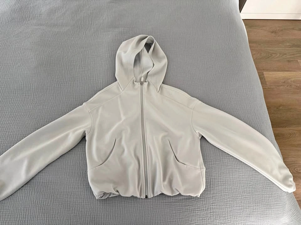 Lululemon Cropped Hoodie