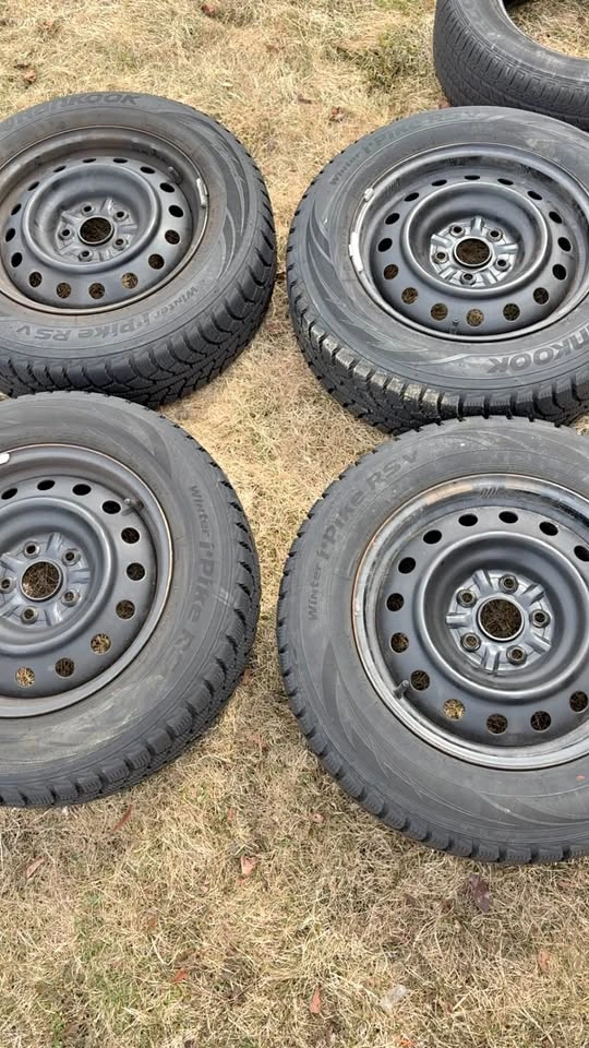 4x Hankook Kinergy 4S Tires on Rims - 215/65R16