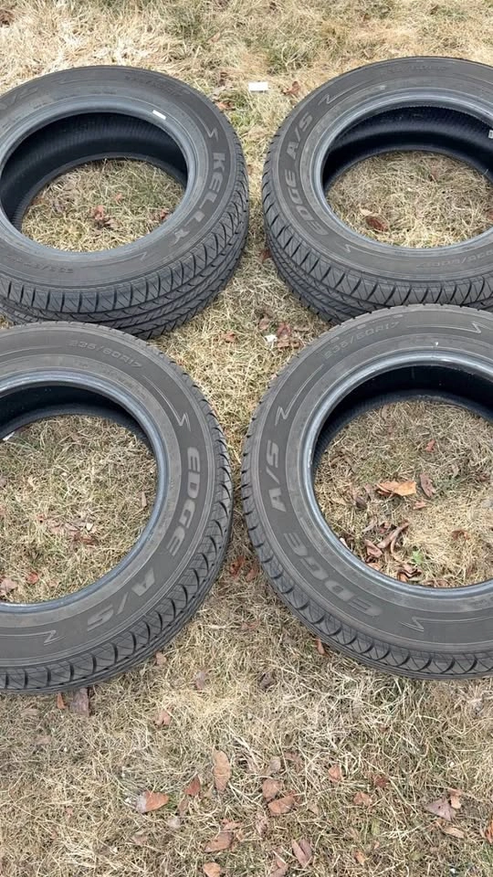 4 Kelly Edge A/S Tires P255/60R17 Good Condition