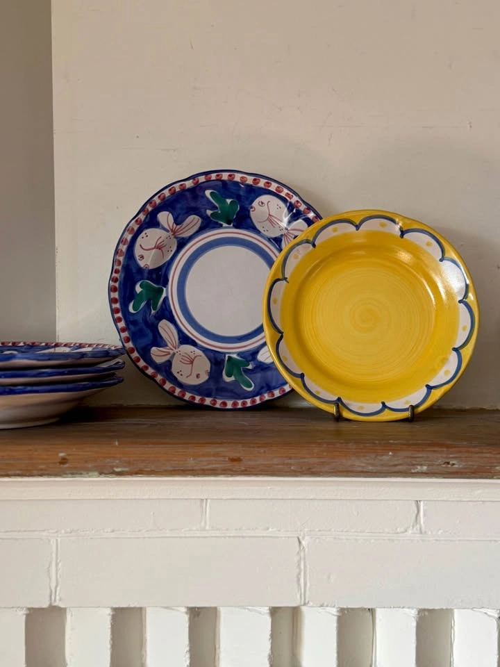 Solimene Vietri Italy Hand-Painted Scalloped Plate - Yellow Swir - photo 2