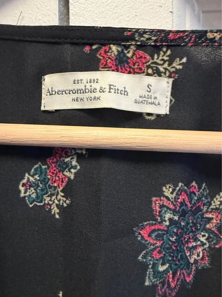 Abercrombie Bell-Sleeve Top - photo 3