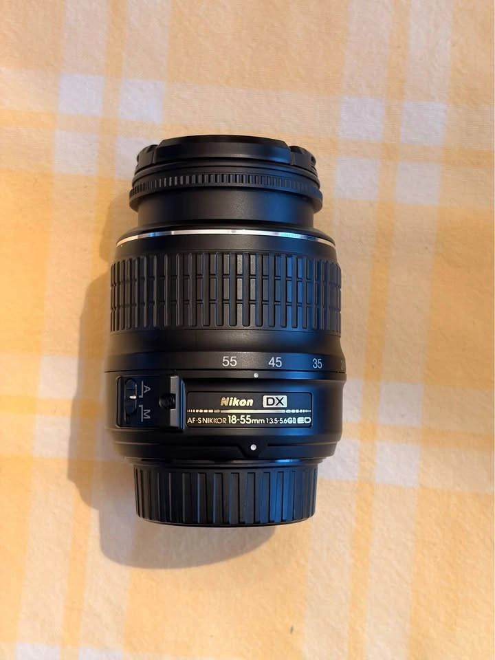 Nikon DX AF-S NIKKOR 18-55mm & 55-200mm Lenses - photo 3