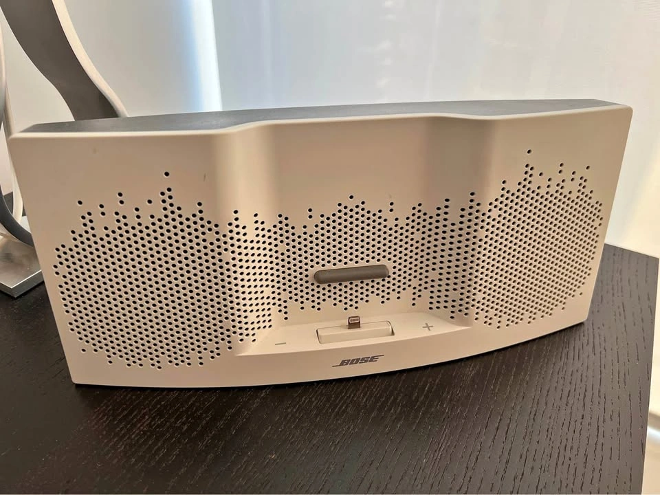Bose SoundDeck XT Speaker