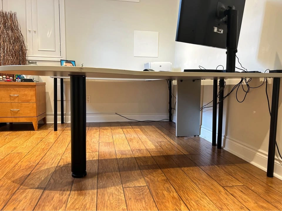 Modern U-Shaped Desk w/ Curved Front – Large Workspace - photo 4