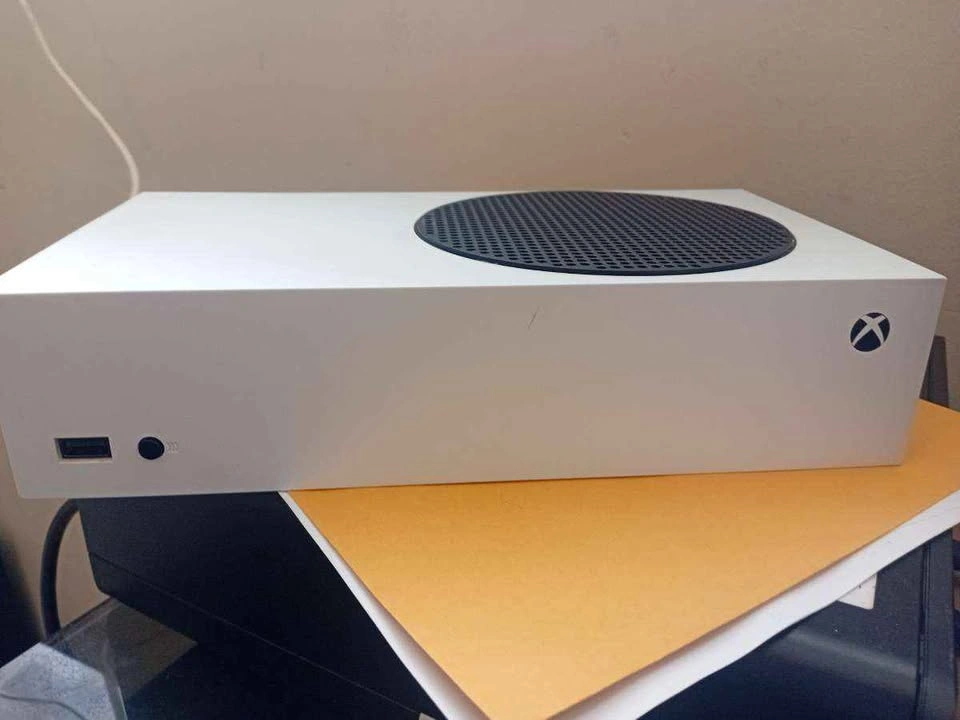 Xbox Series S - photo 4
