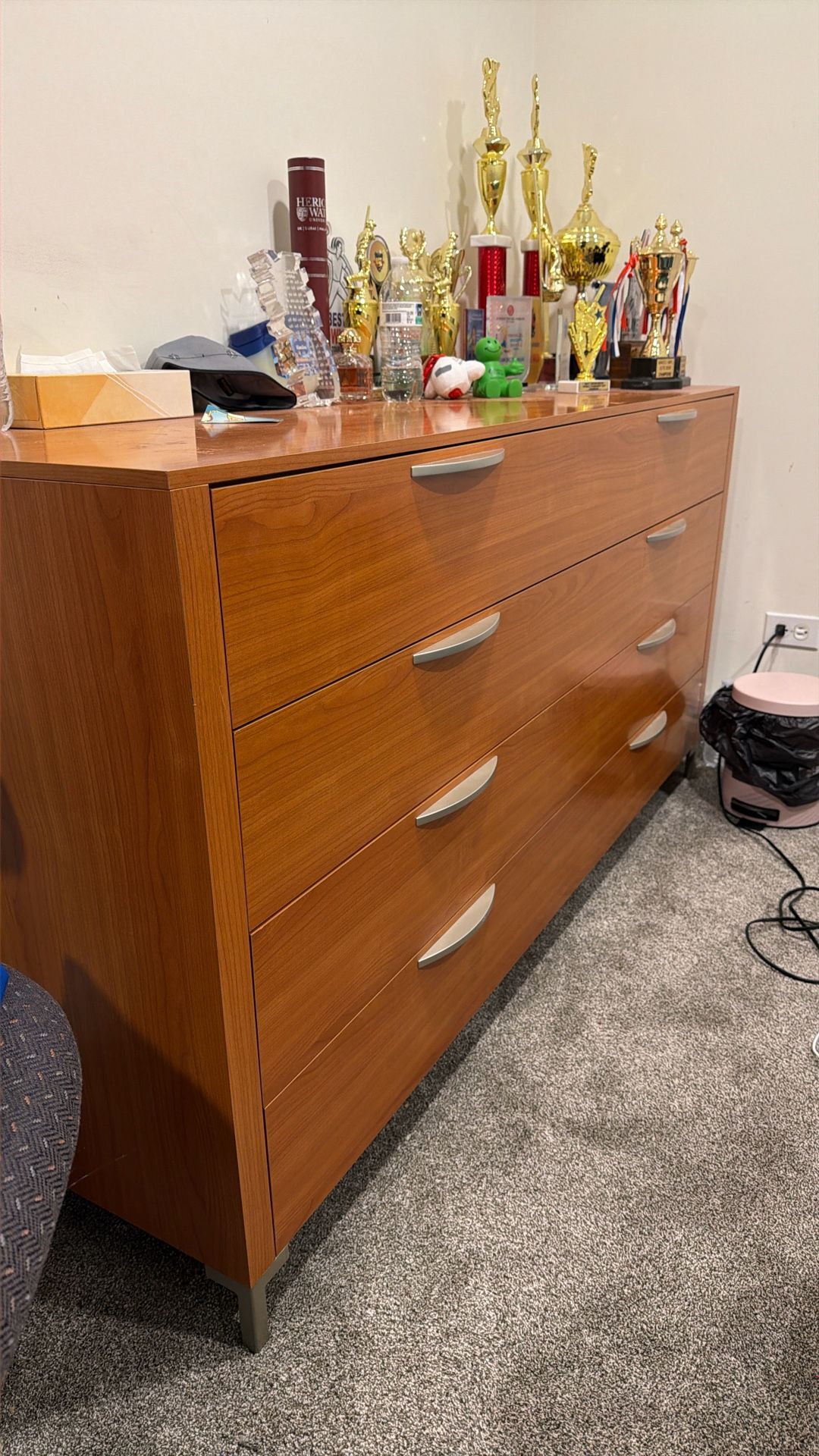 Shelf 4 drawers
