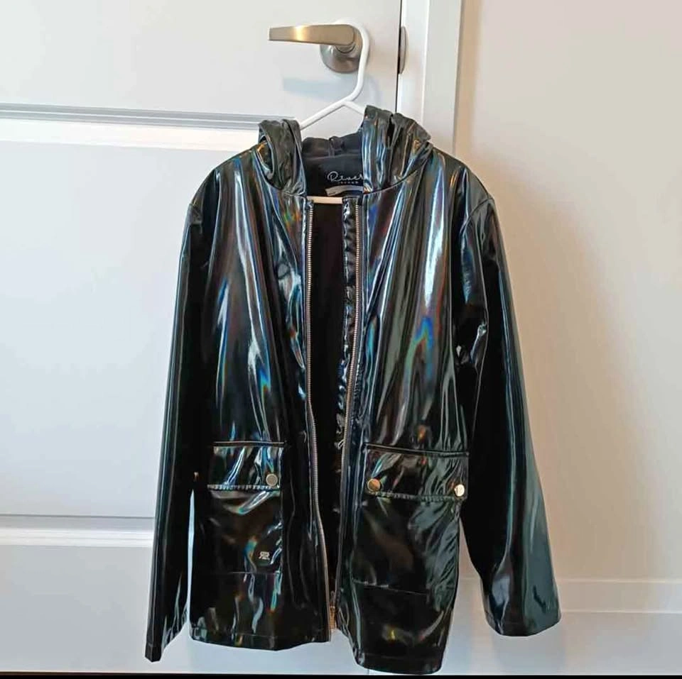 Girls Glossy Black Rainjacket
