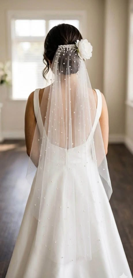 Soft white Pearl Fingertip Veil