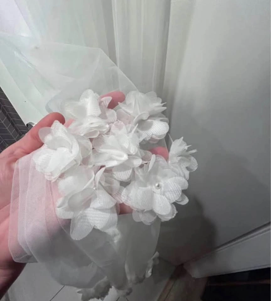 Chiffon Flower Floor Length Veil Soft White - photo 4