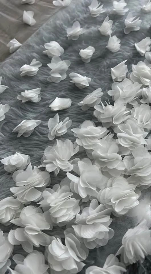 Chiffon Floral Cathedral Veil - Soft White - photo 5