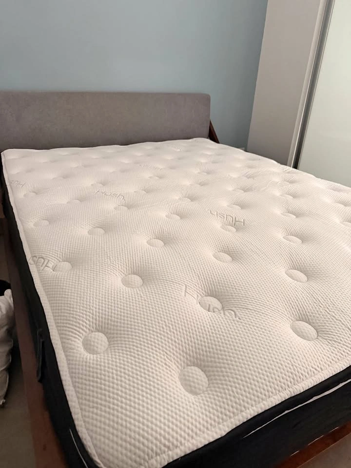 Hush Arctic Luxe Hybrid Mattress – Queen | Like New