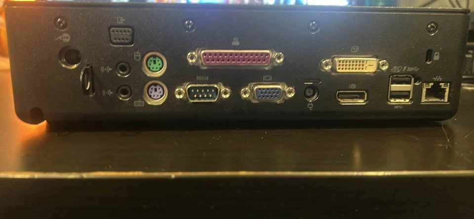 HP Docking Station - photo 2