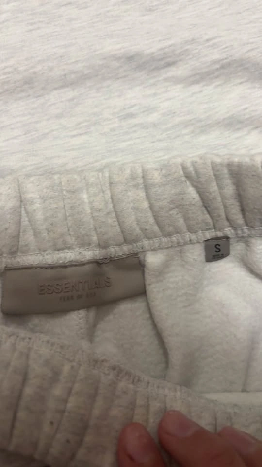 Fear of God Essentials T-Shirt & Shorts Set Grey Size S - photo 2
