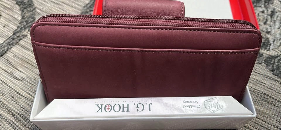New leather wallet by J. G. Hook. - photo 3