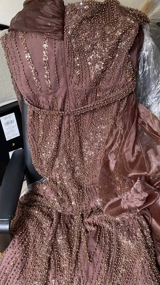 Lora dress in chocolate brown. Size 44 Elegant Beaded Sequin Off - photo 2