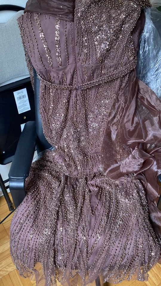 Lora dress in chocolate brown. Size 44 Elegant Beaded Sequin Off - photo 3