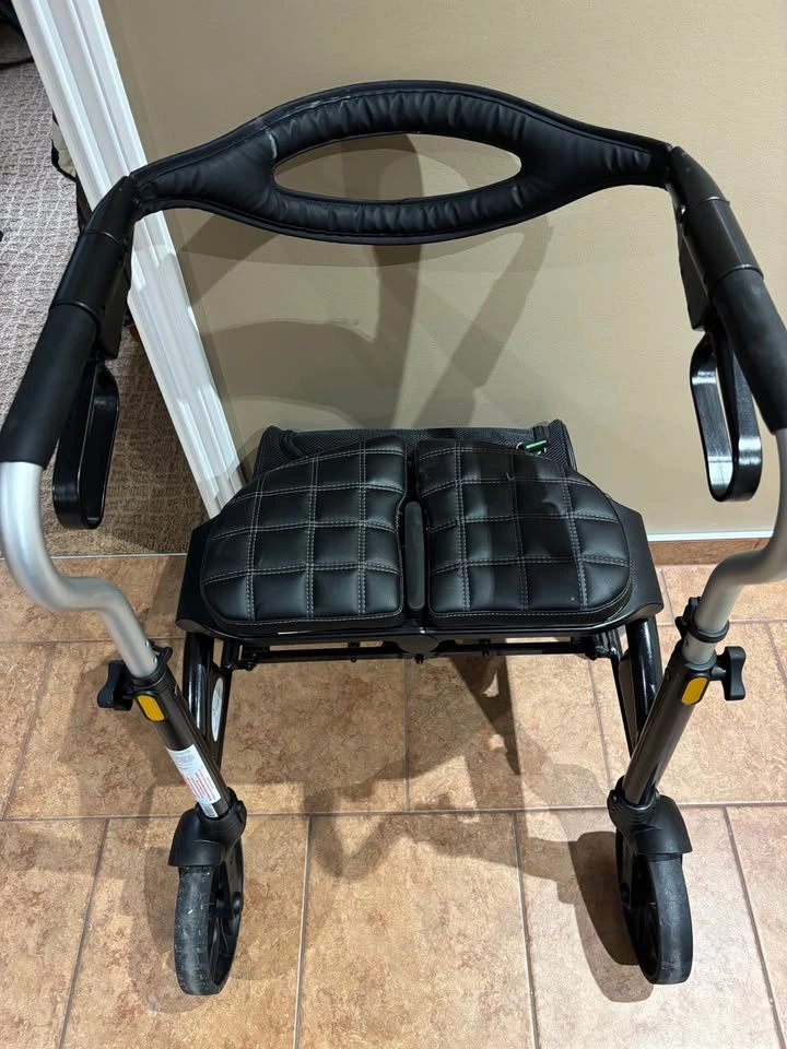 Trillium Evolution Walker - photo 3
