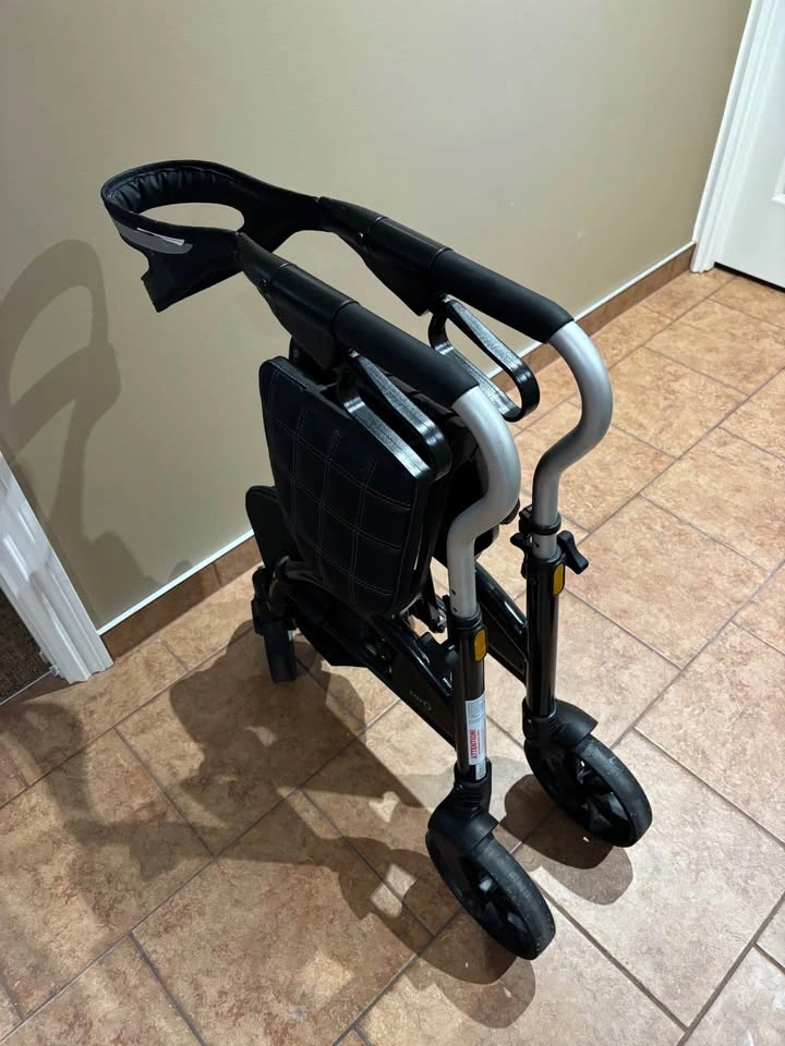 Trillium Evolution Walker - photo 4