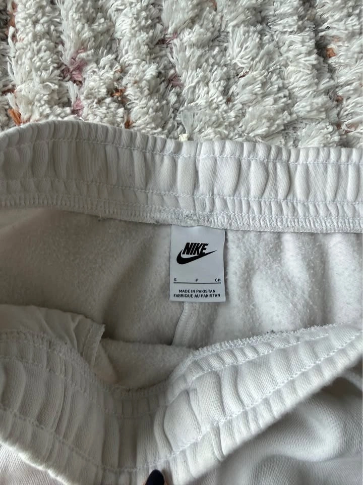 Vintage Nike Shorts - size S - White - photo 3