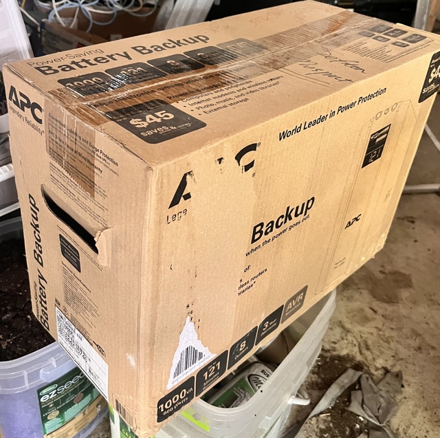 BNIB APC backup Pro 1500