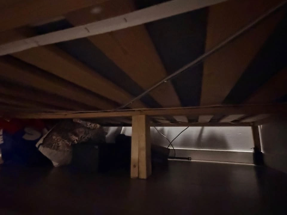 Double/Full Wooden Bed Frame - Ikea - photo 5