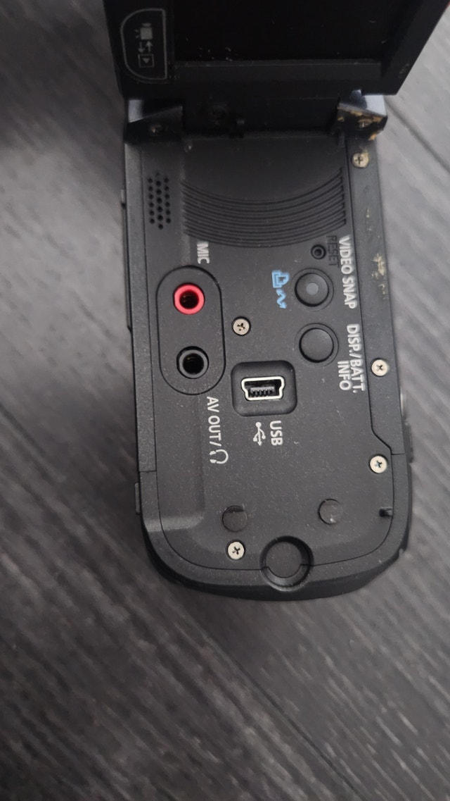 Canon FS200 Camcorder - Great Condition - photo 5