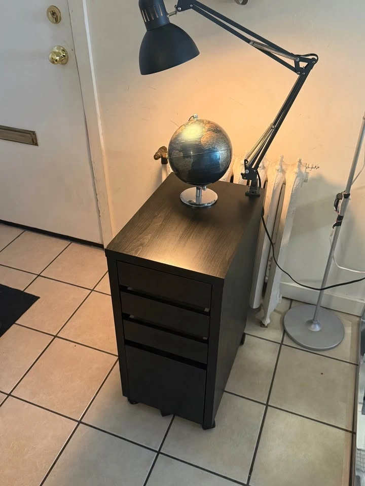 Drawer Unit + architect light on Casters - Black-Brown