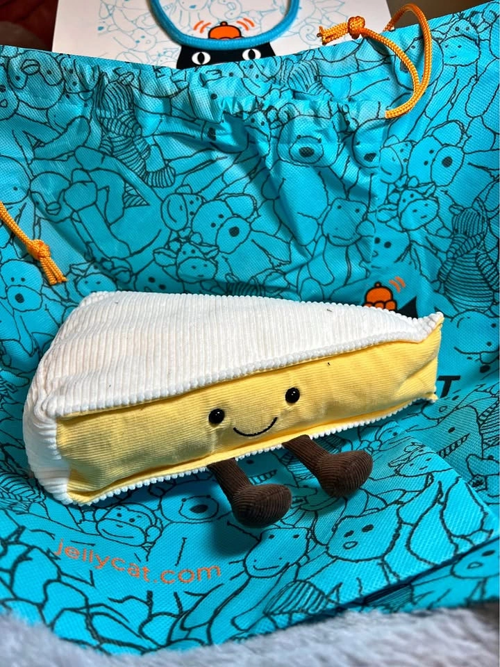 Jellycat Amuseables Brie